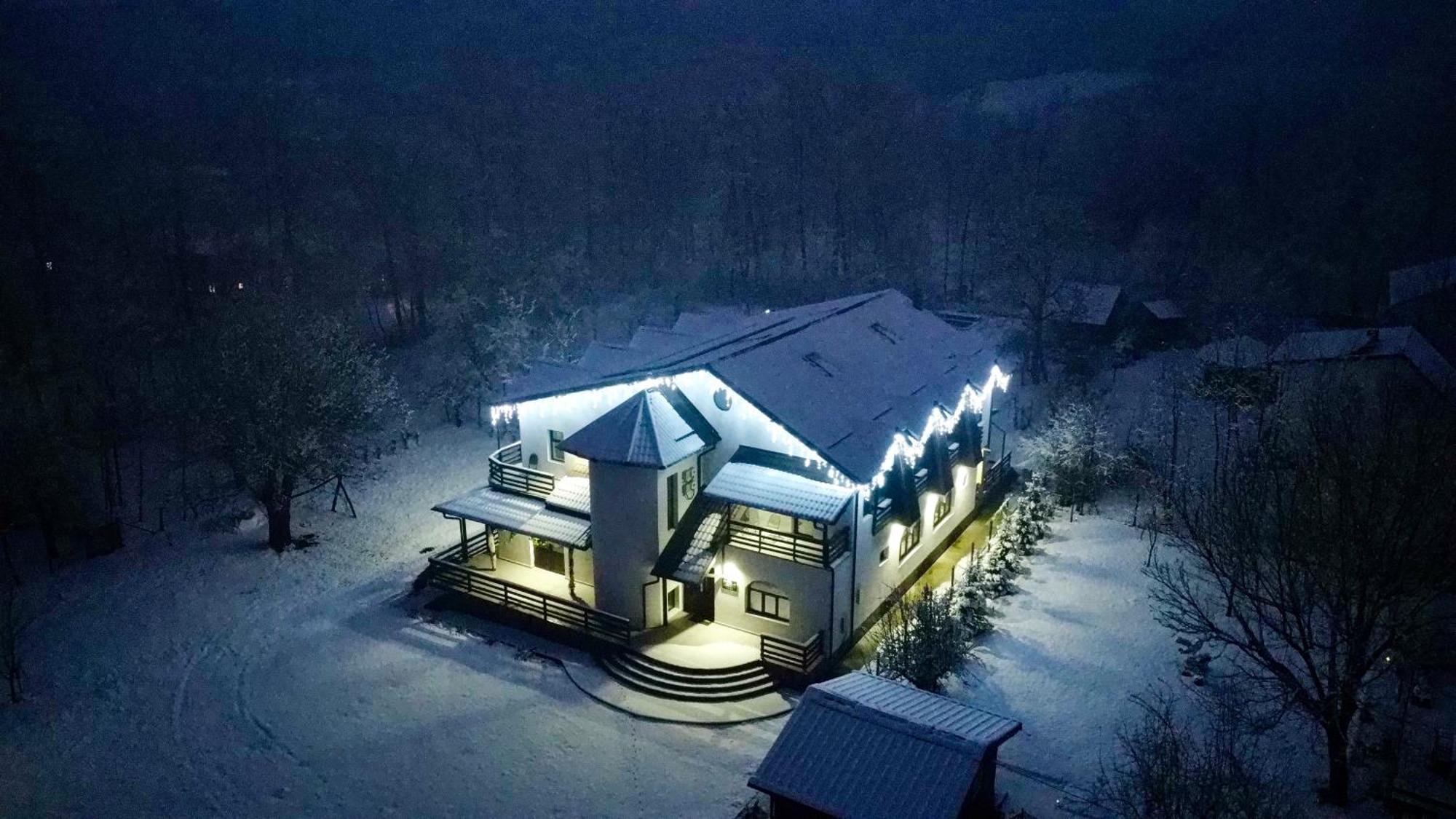 Din Natura Varbilau 외부 사진
